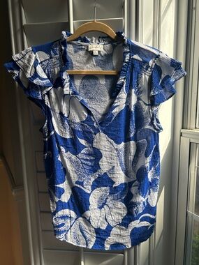 Wonderly Royal Blue & White Floral Ruffle Sleeve Top